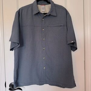 The North Face Men’s Blue Plaid Casual Button Down Large Short Sleeve Shirt